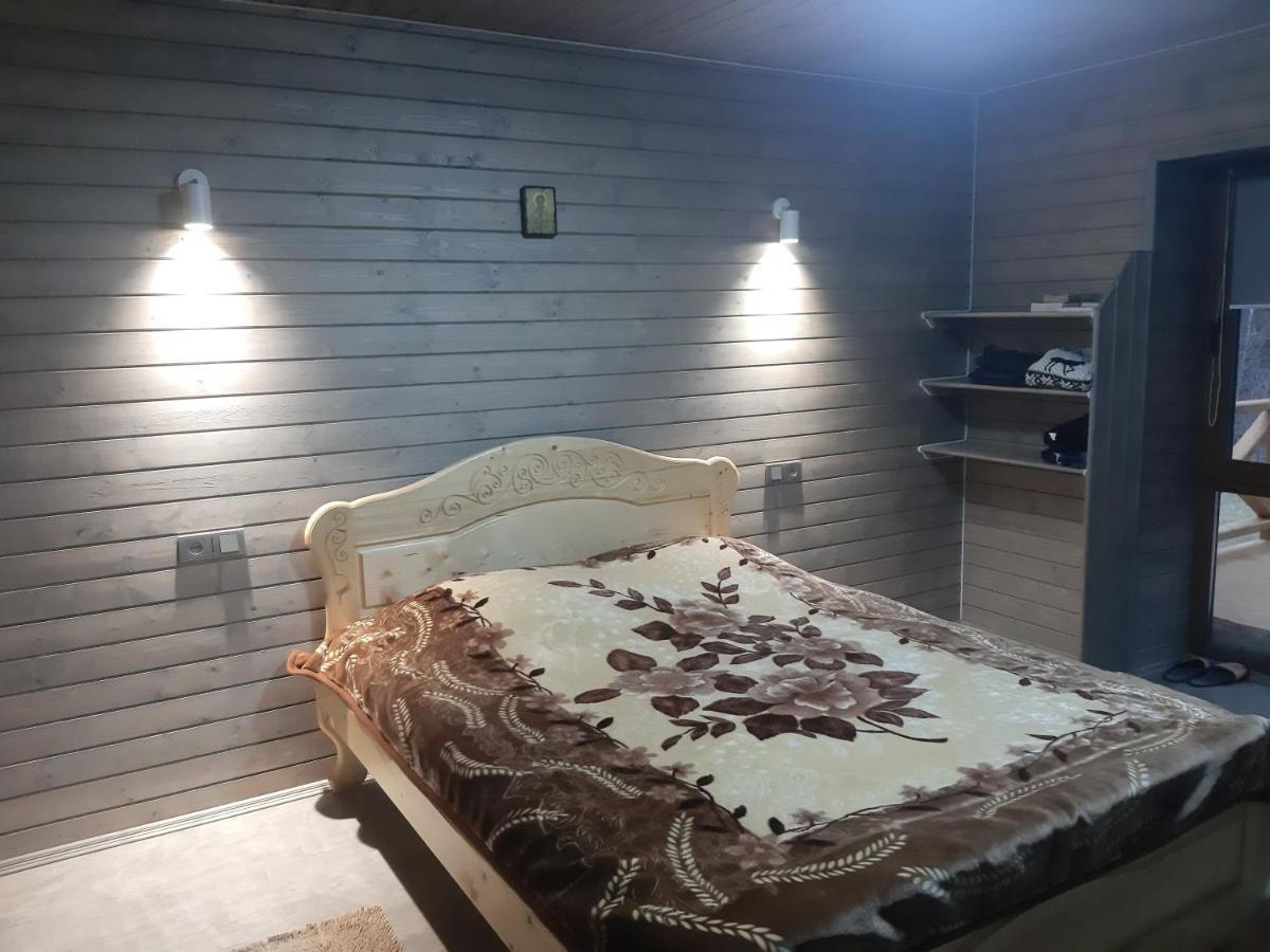 Садиба У Курила З Сауною Та Чаном На Дровах Shepot Exterior photo
