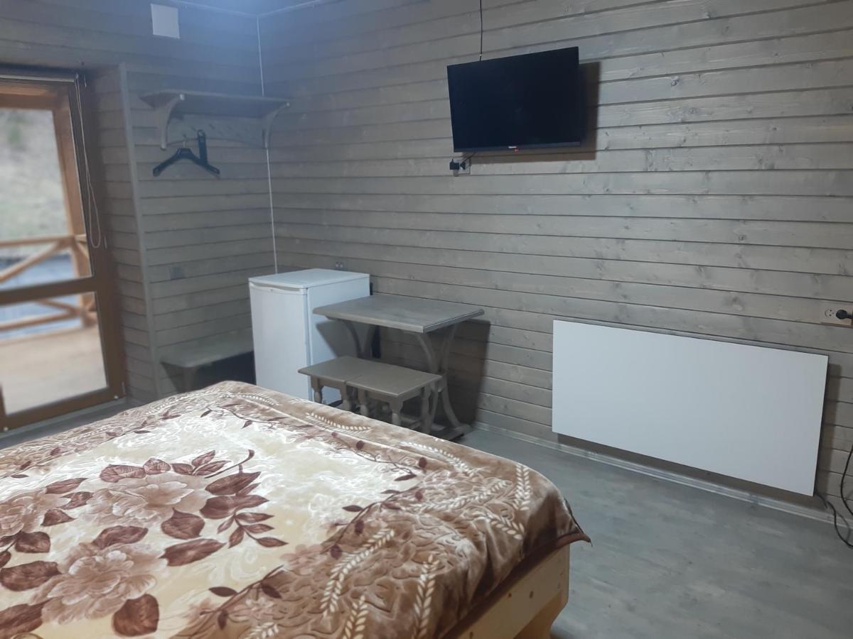 Садиба У Курила З Сауною Та Чаном На Дровах Shepot Exterior photo