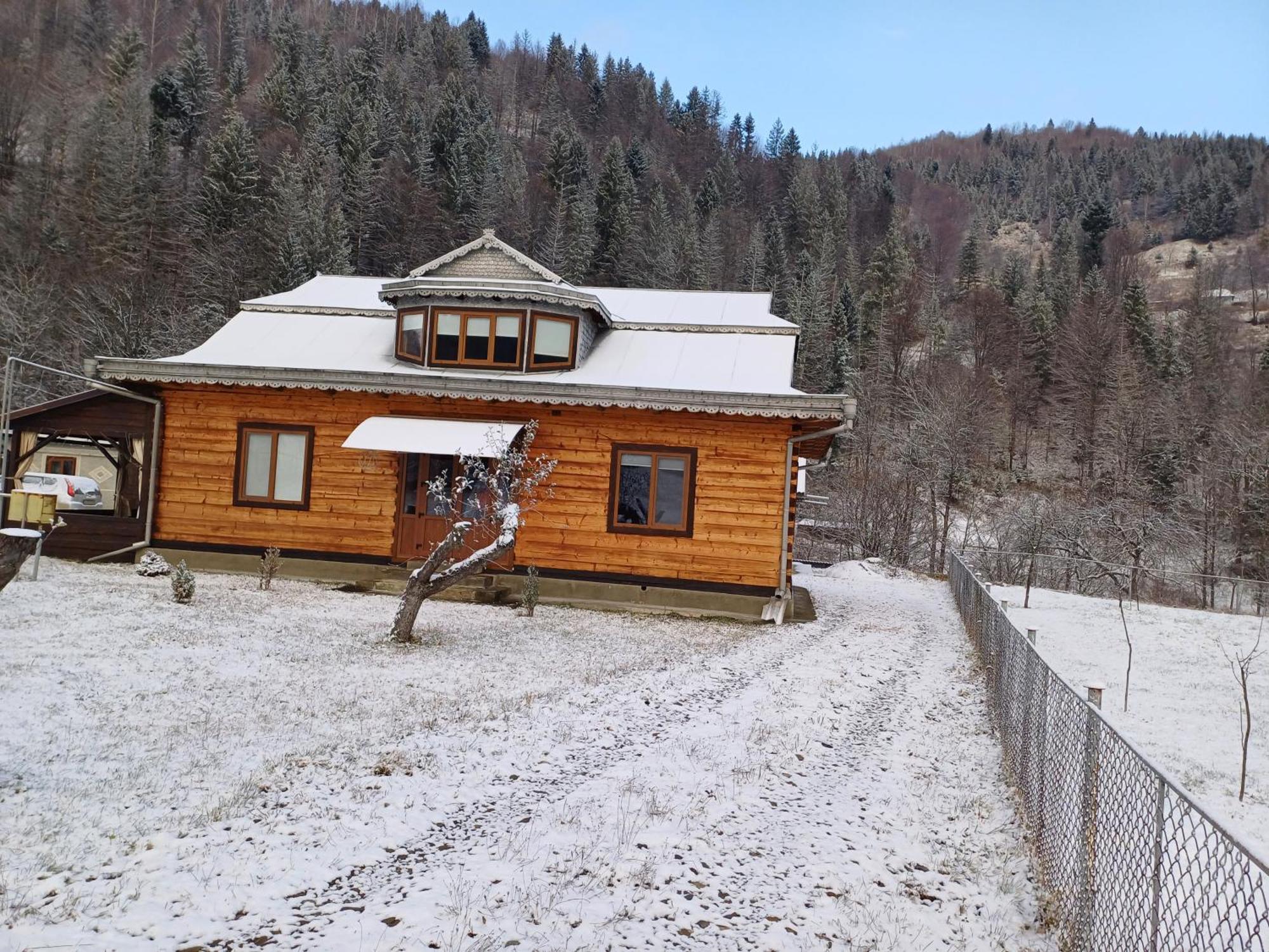 Садиба У Курила З Сауною Та Чаном На Дровах Shepot Exterior photo